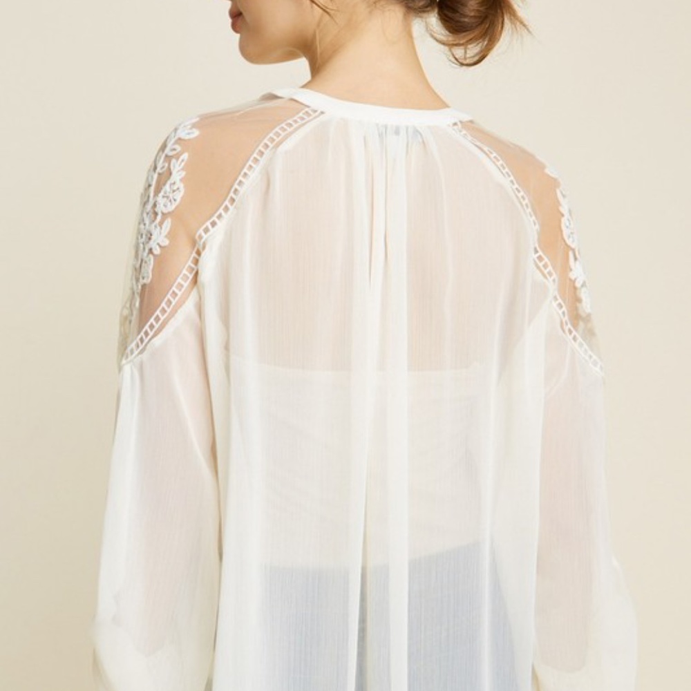 044 Bohemian Oversized Embroidered Floral peasant Lace Top - Picture 3 of 5